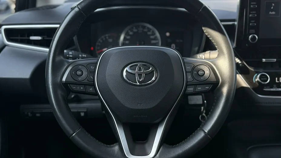 TOYOTA Corolla -