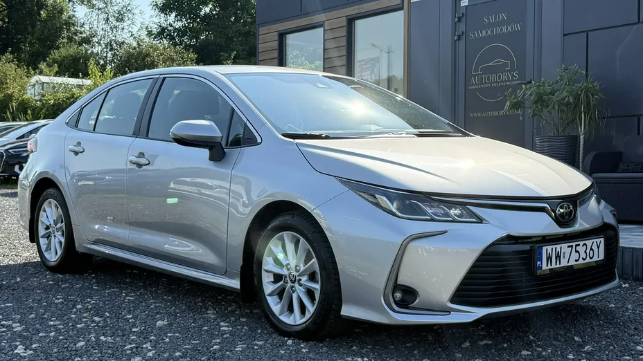 TOYOTA Corolla -