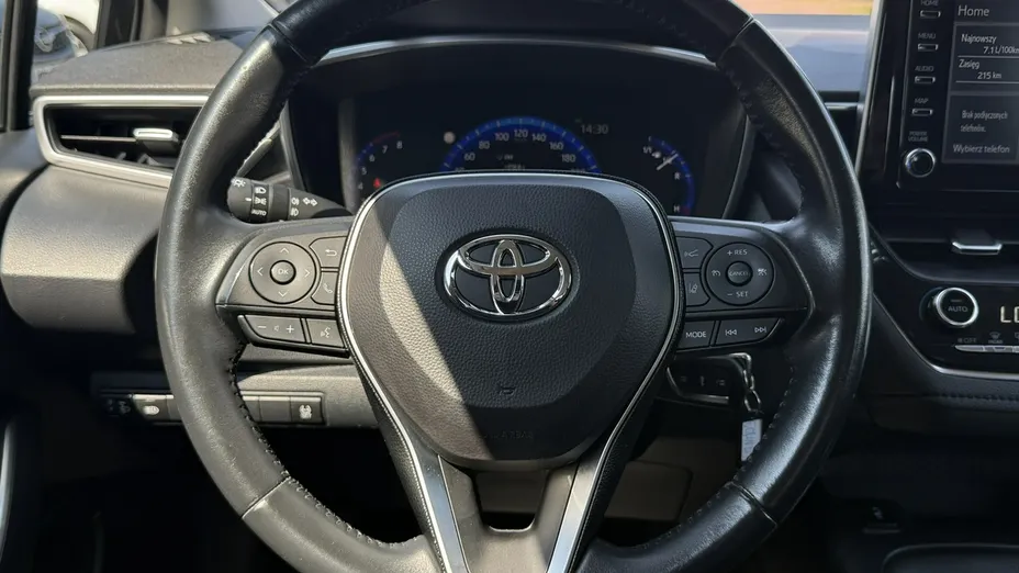 TOYOTA Corolla -