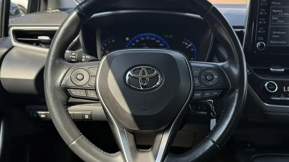 TOYOTA Corolla -