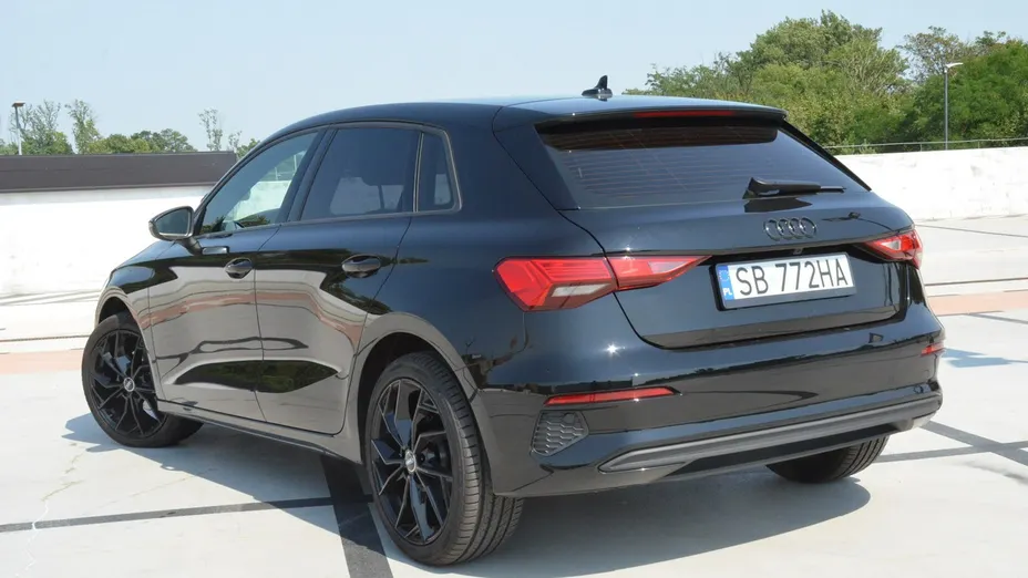 AUDI A3 Sportback -
