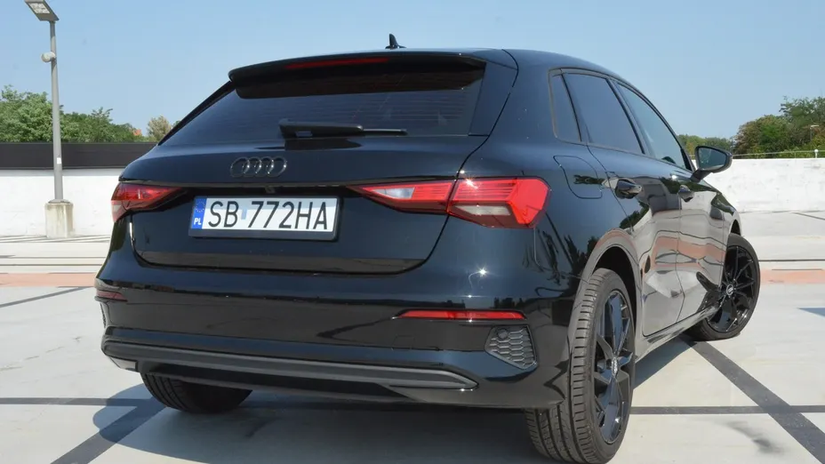 AUDI A3 Sportback -