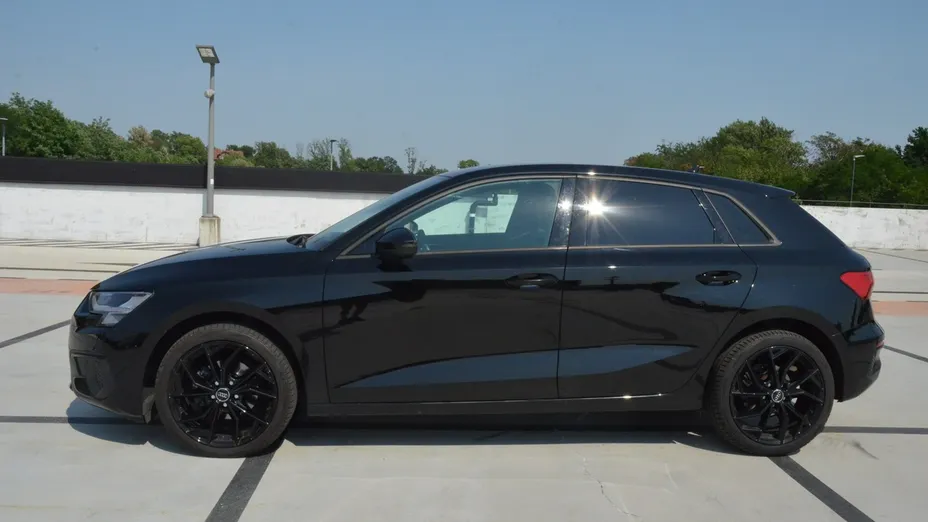 AUDI A3 Sportback -