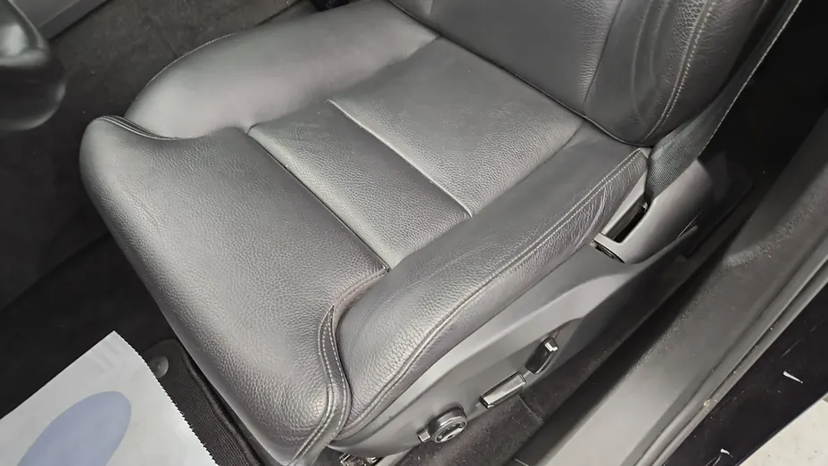 VOLVO XC60 -