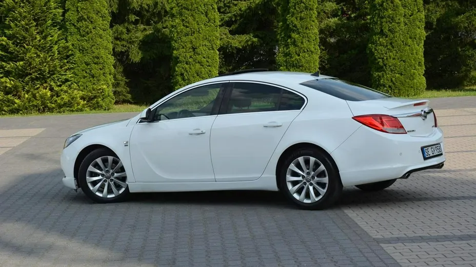 OPEL Insignia -