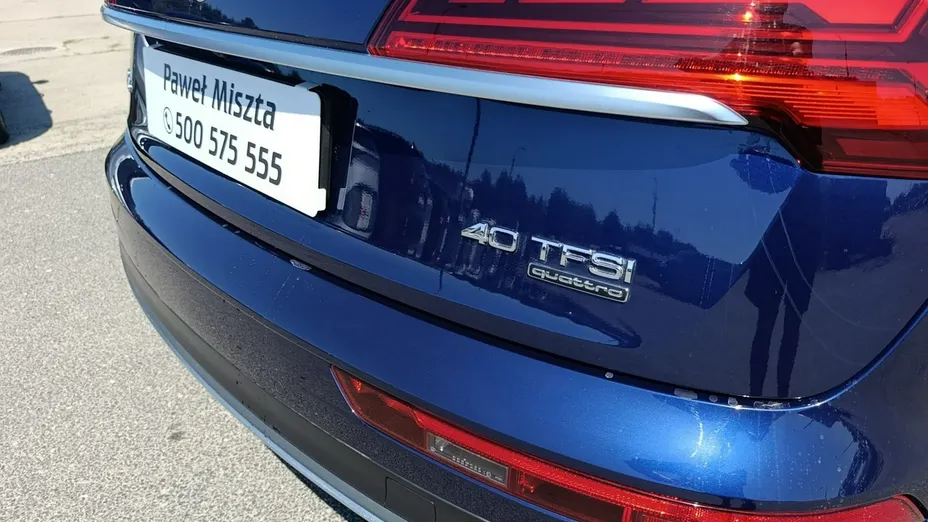 AUDI Q5 -