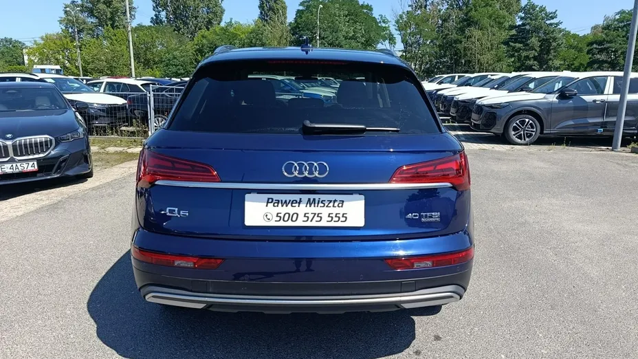 AUDI Q5 -
