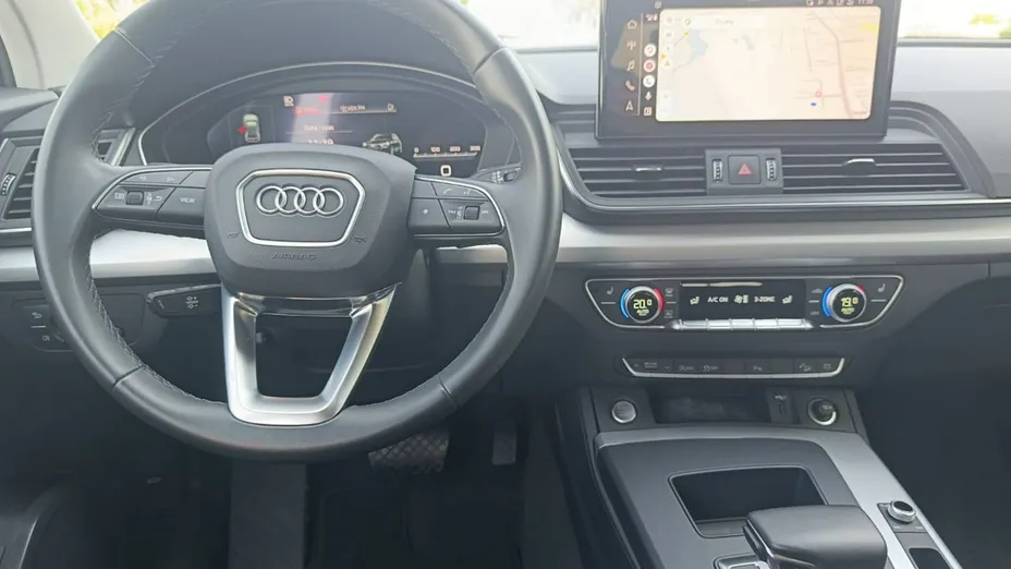 AUDI Q5 -