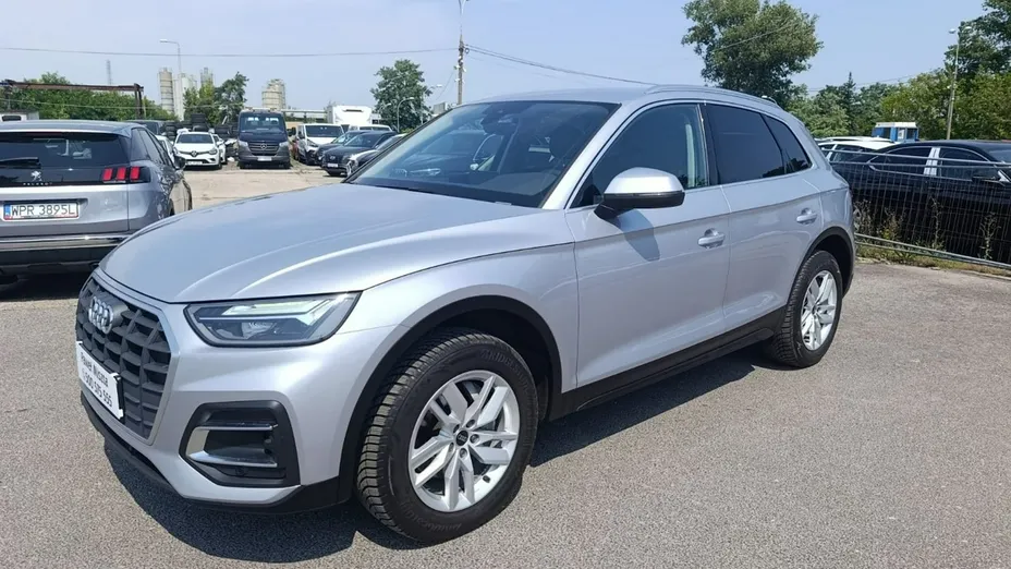 AUDI Q5 -