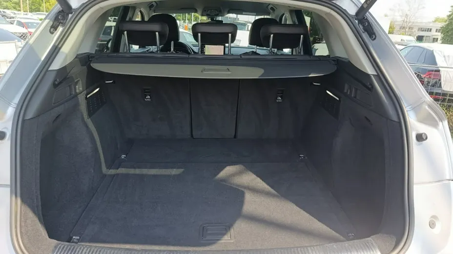 AUDI Q5 -