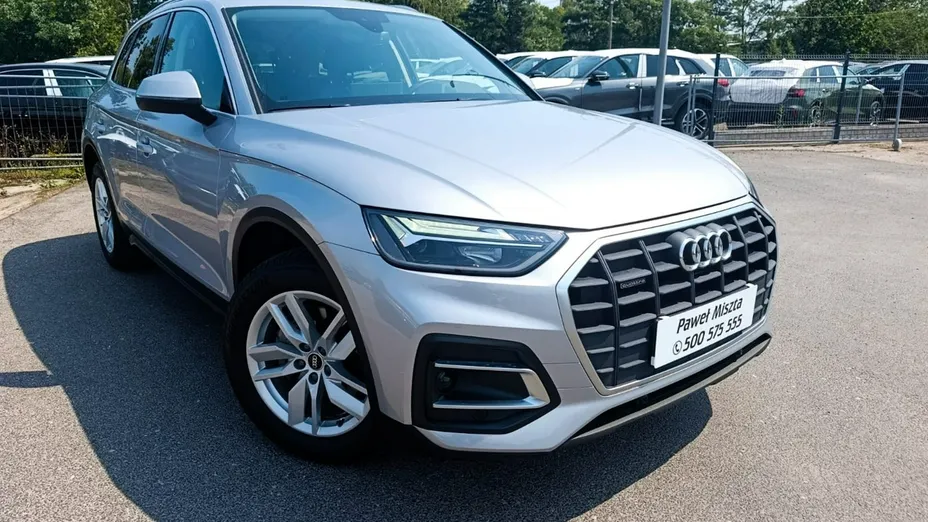 AUDI Q5 -