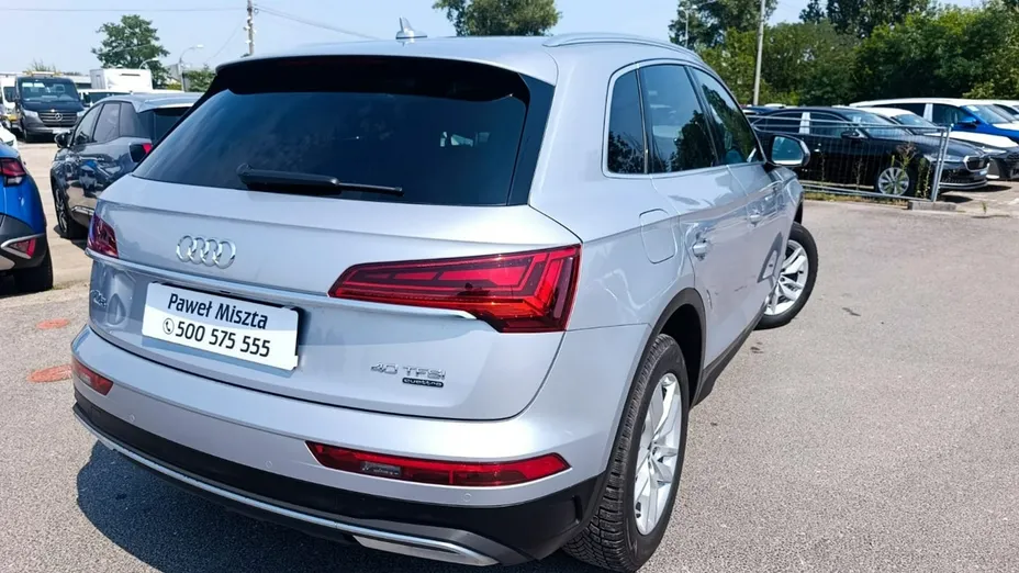 AUDI Q5 -