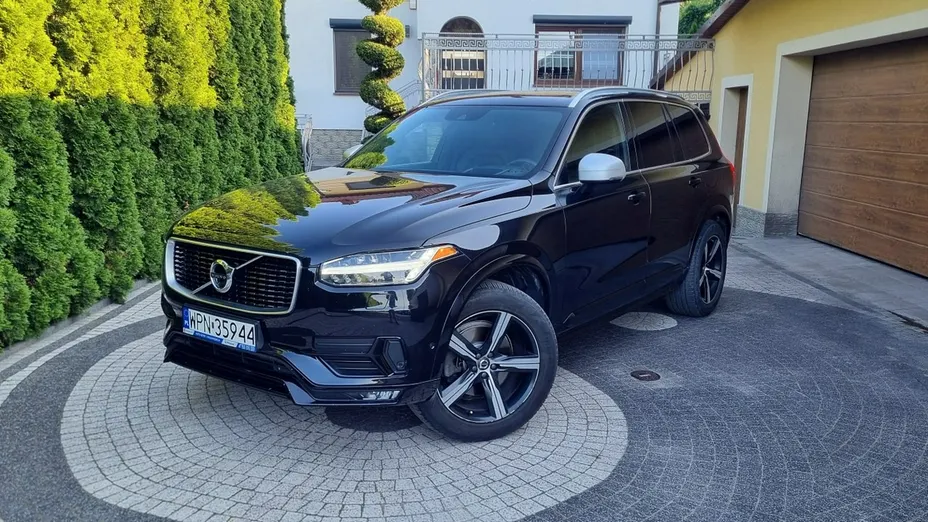 VOLVO XC90 -