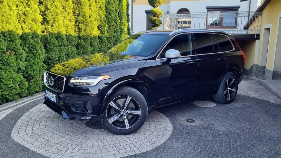 VOLVO XC90 -
