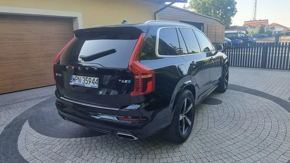 VOLVO XC90 -