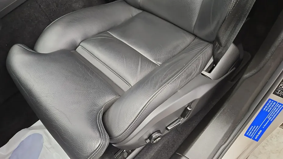 VOLVO XC60 -