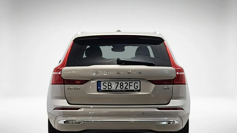 VOLVO XC60 -