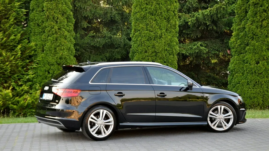 AUDI A3 -
