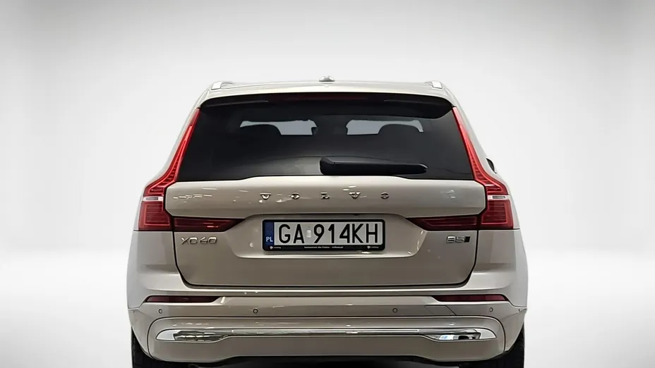 VOLVO XC60 -