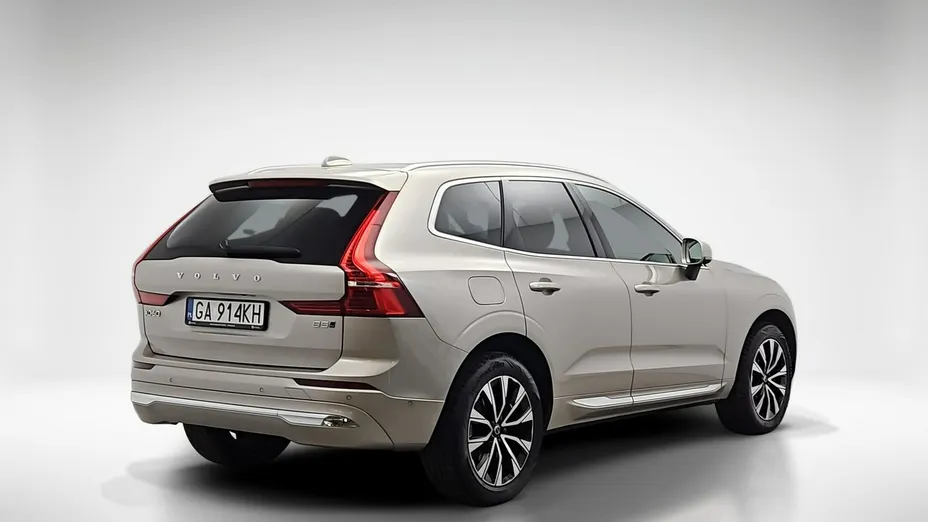 VOLVO XC60 -