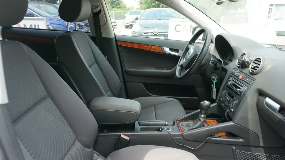 AUDI A3 Sportback -