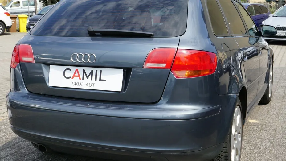 AUDI A3 Sportback -