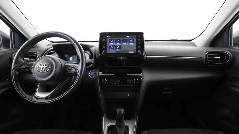 TOYOTA Yaris Cross -