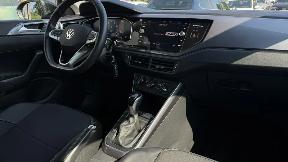 VOLKSWAGEN Taigo -