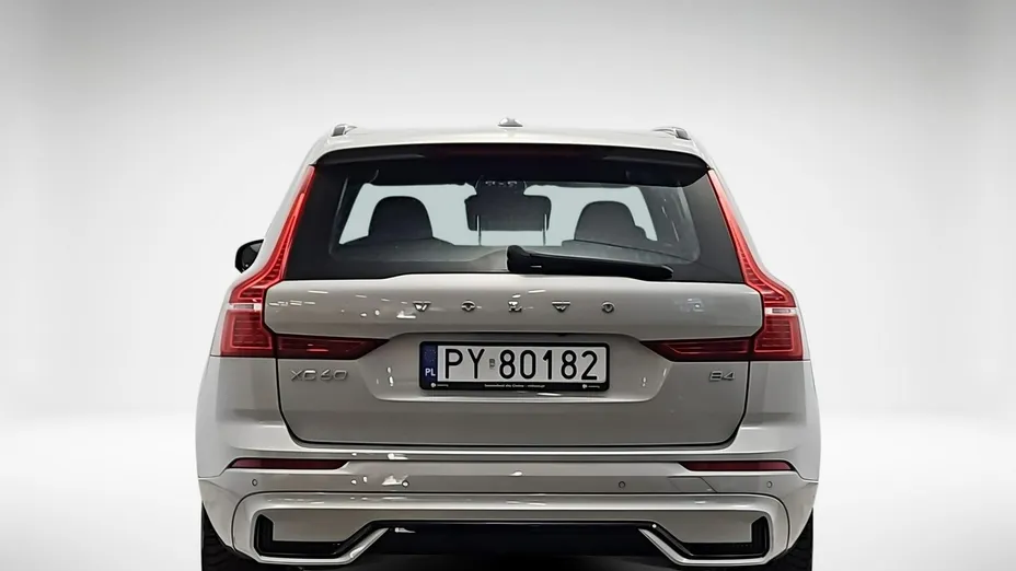 VOLVO XC60 -