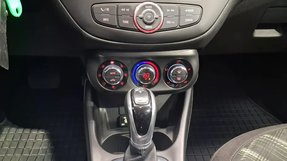 OPEL Corsa -
