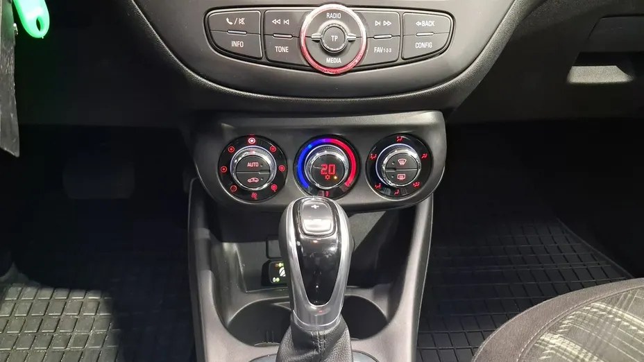OPEL Corsa -