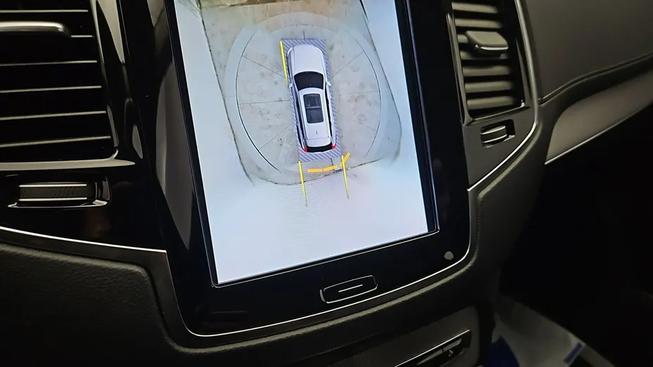 VOLVO XC90 -