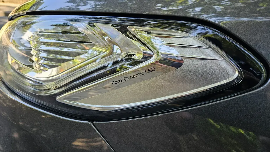 FORD Mondeo -
