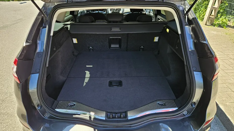 FORD Mondeo -