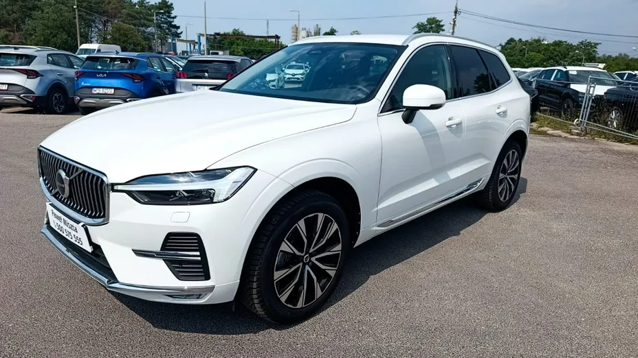 VOLVO XC60 -