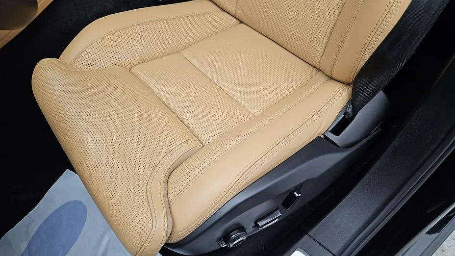 VOLVO XC90 -