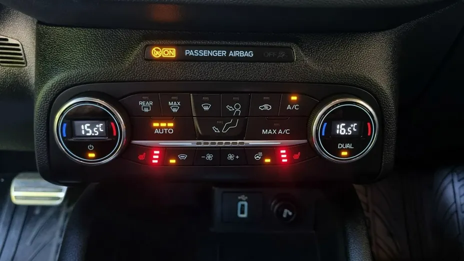 FORD Focus -