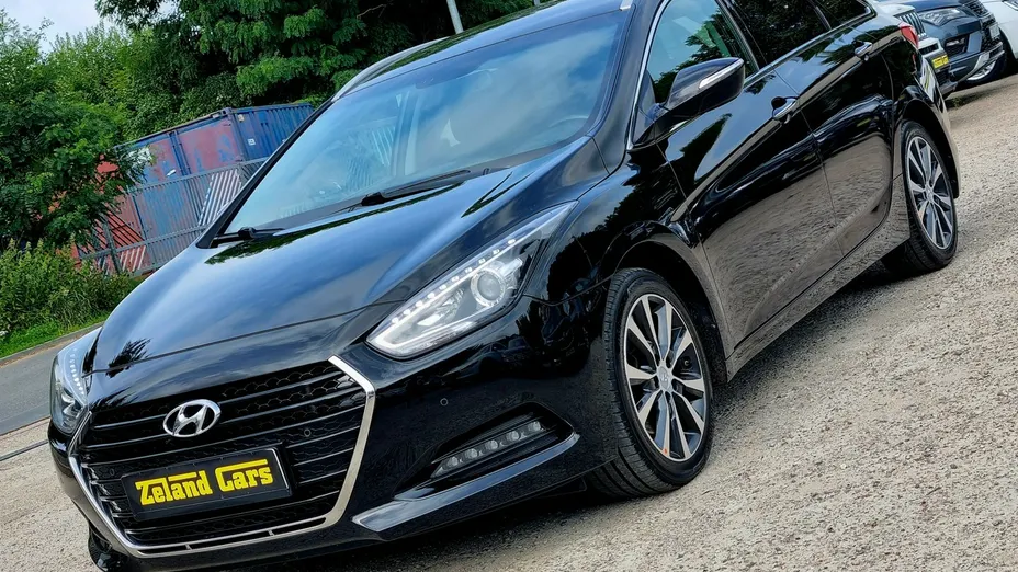 HYUNDAI i40 -
