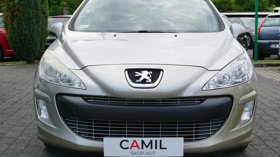 PEUGEOT 308 -