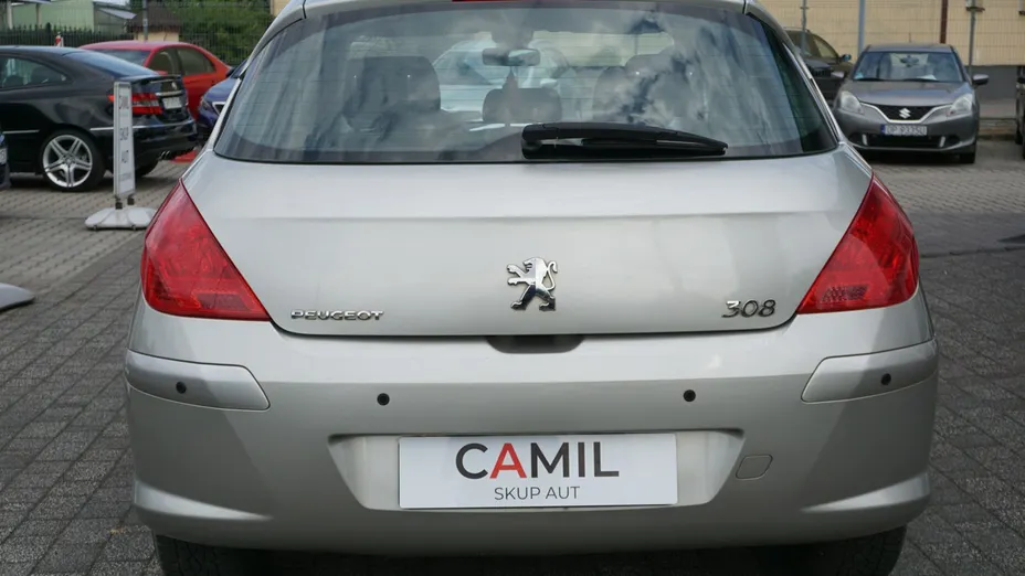 PEUGEOT 308 -