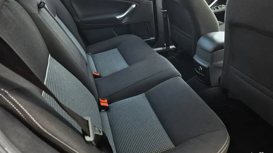FORD Mondeo -