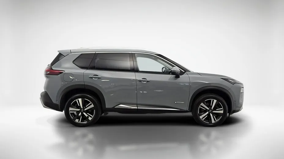 NISSAN X-Trail -