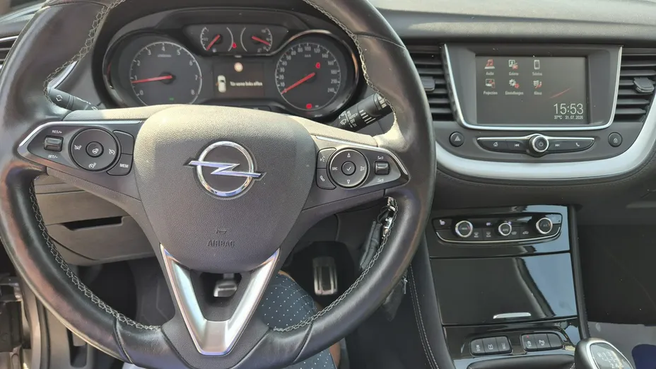 OPEL Grandland X -