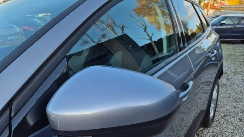 OPEL Grandland X -