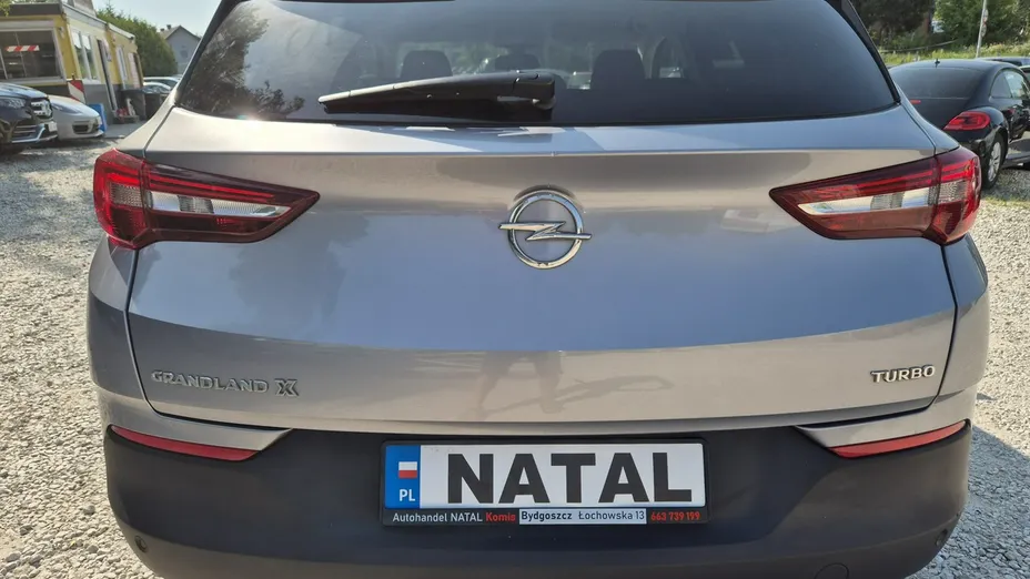 OPEL Grandland X -