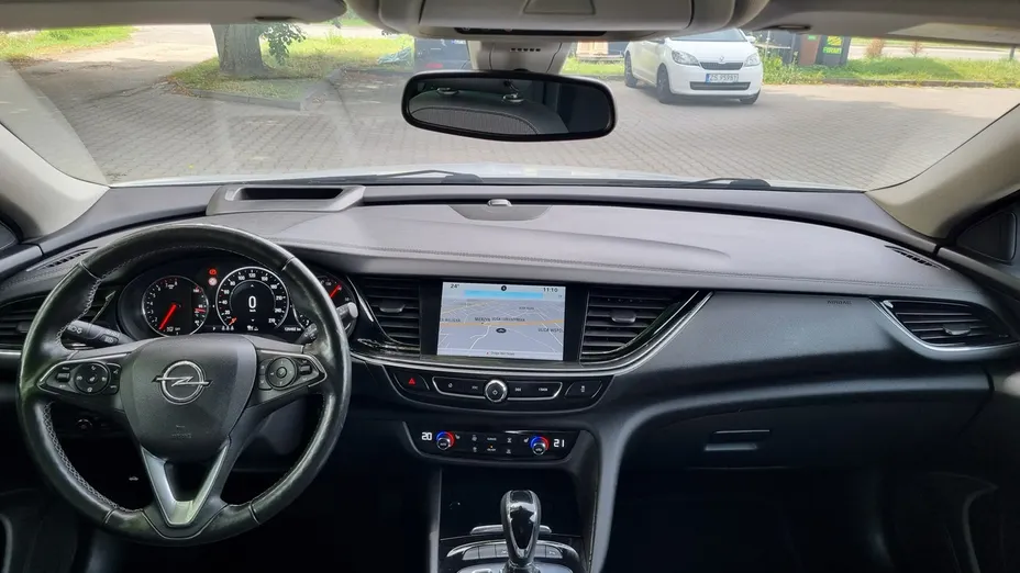 OPEL Insignia -