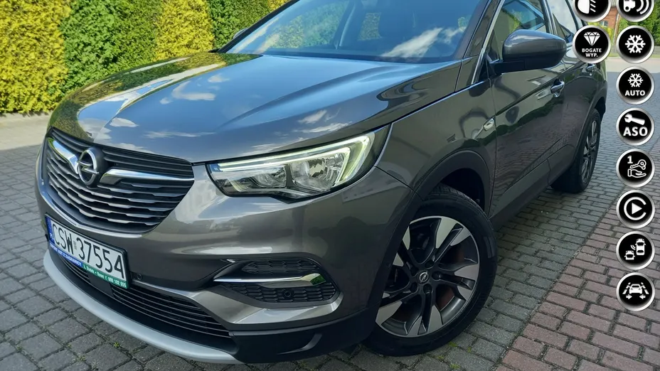 OPEL Grandland X -