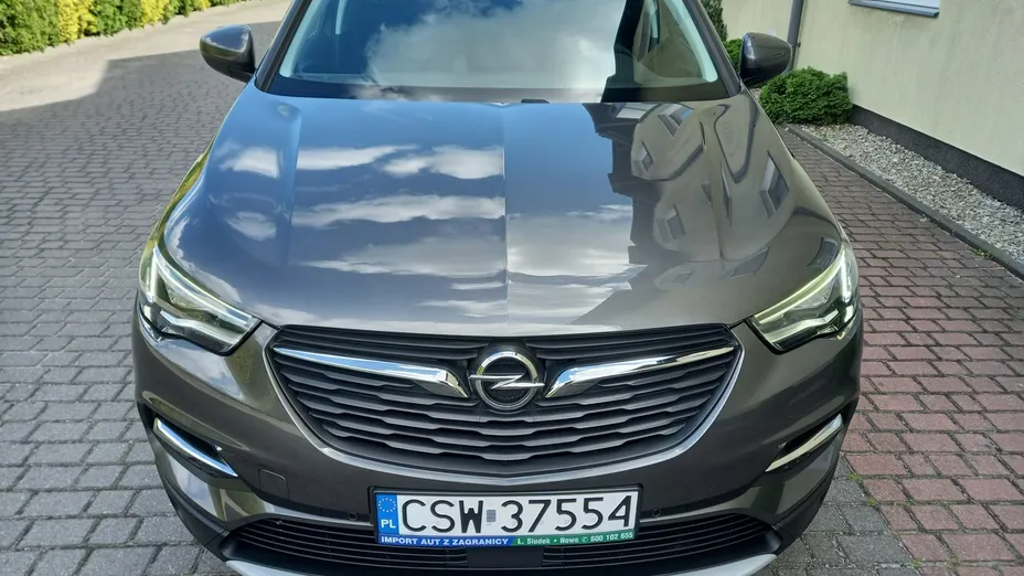 OPEL Grandland X -