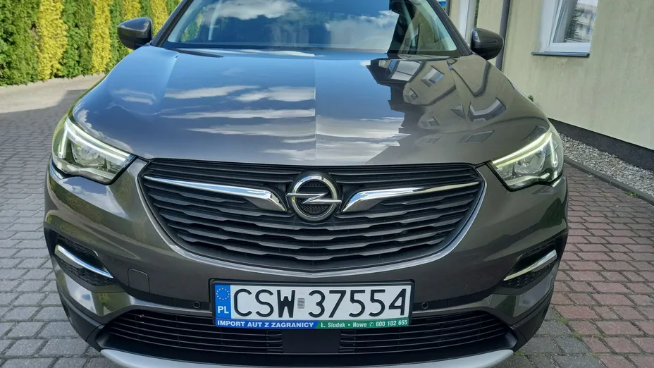 OPEL Grandland X -