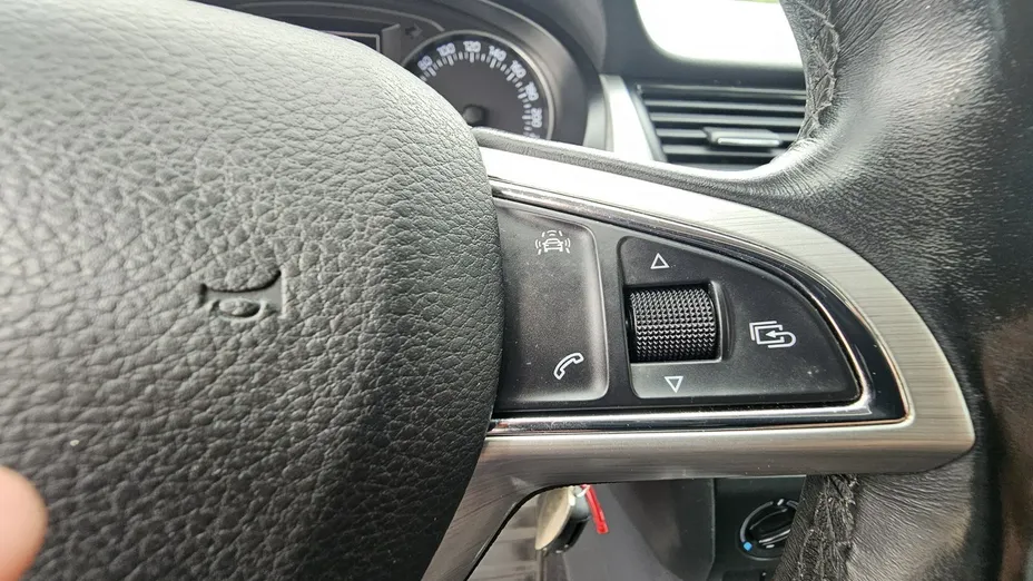 SKODA Rapid -